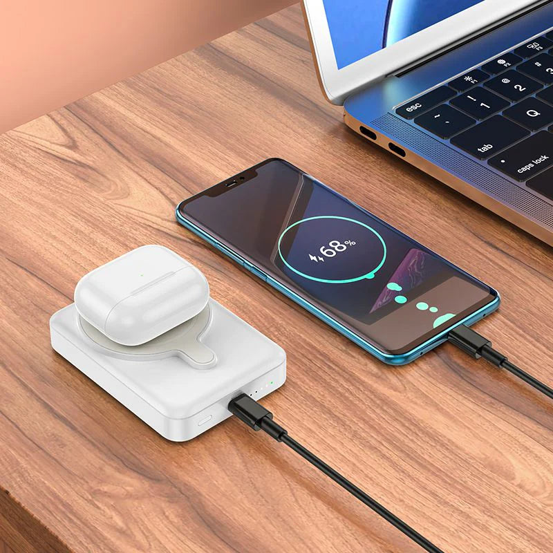 Hoco Q11 20W 10000mAh 3 in 1 Magnetic Wireless Charging Power bank - White