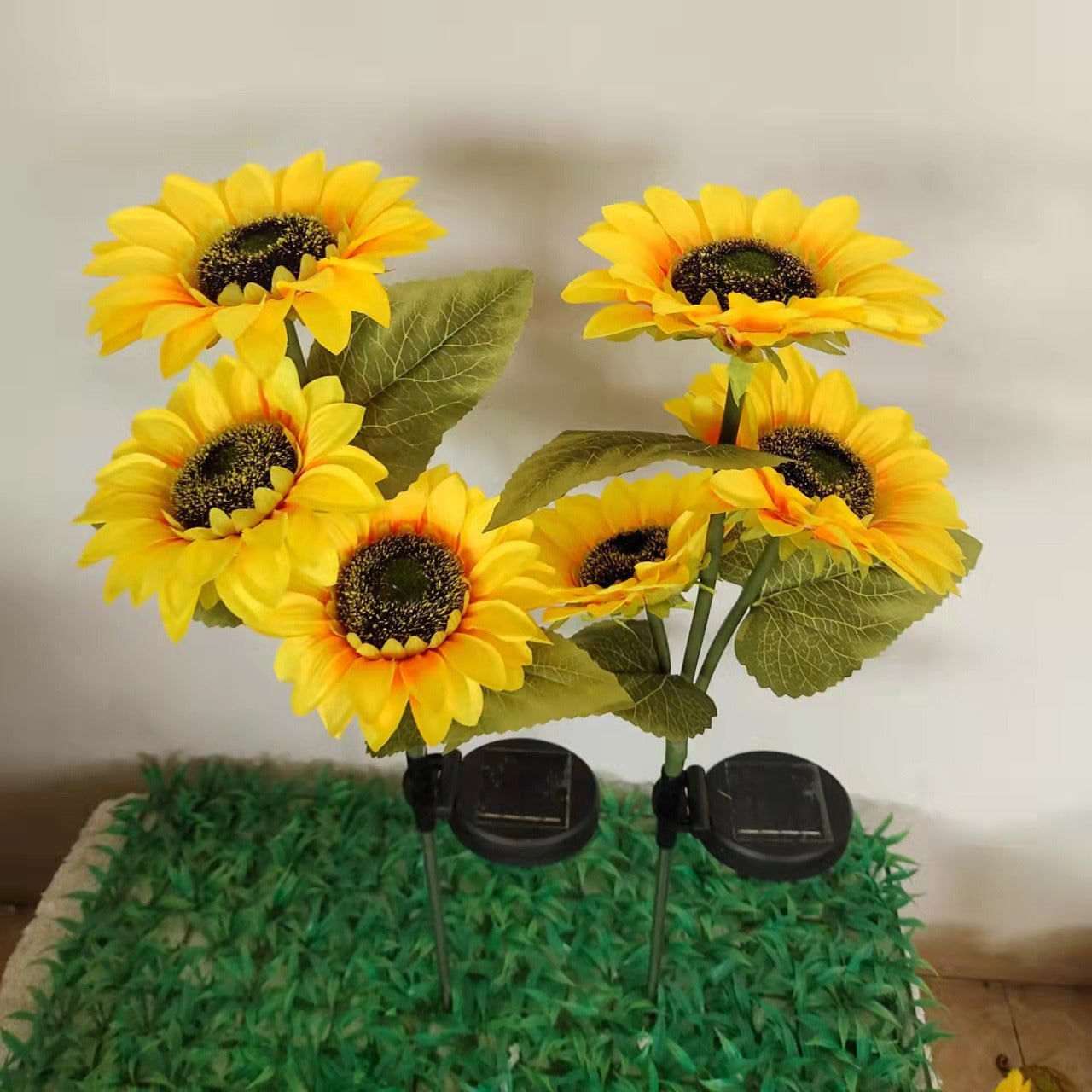 Sunflower Solar Light